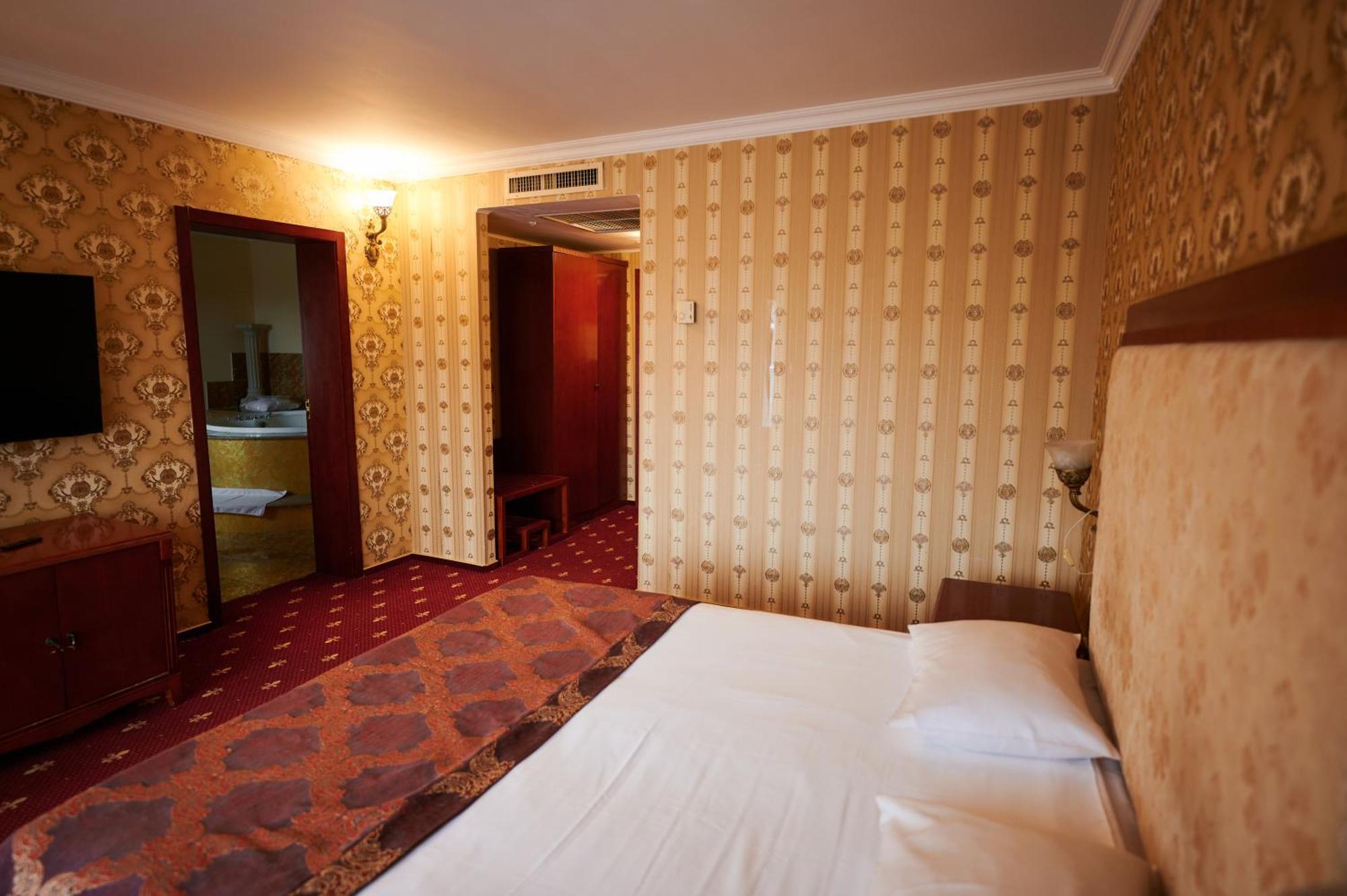 Hotel La Castel Jassy Zewnętrze zdjęcie