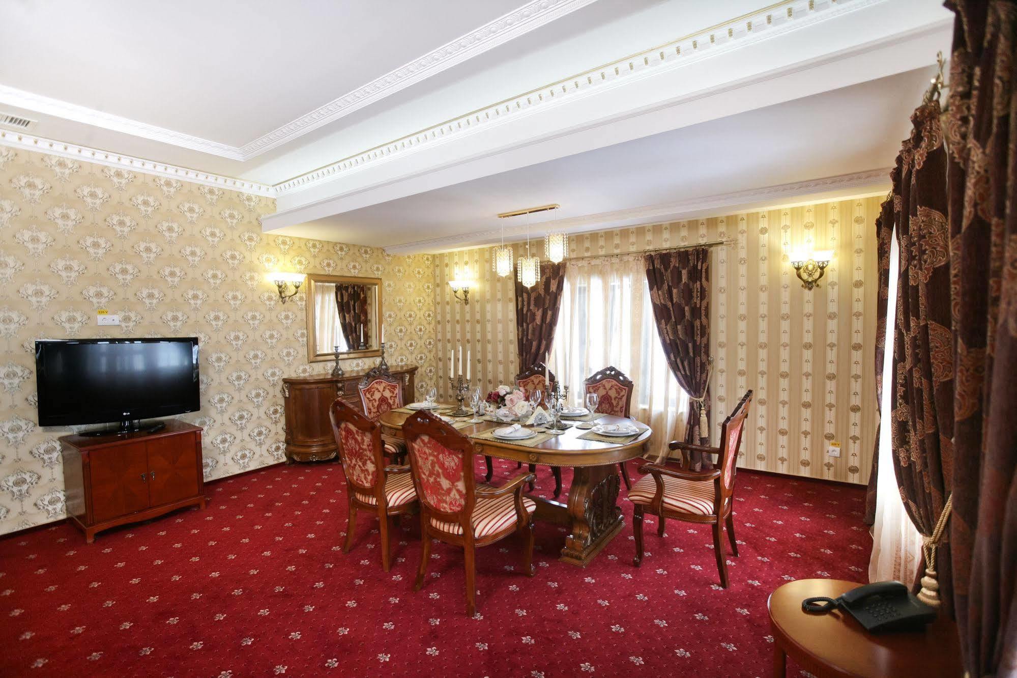 Hotel La Castel Jassy Zewnętrze zdjęcie