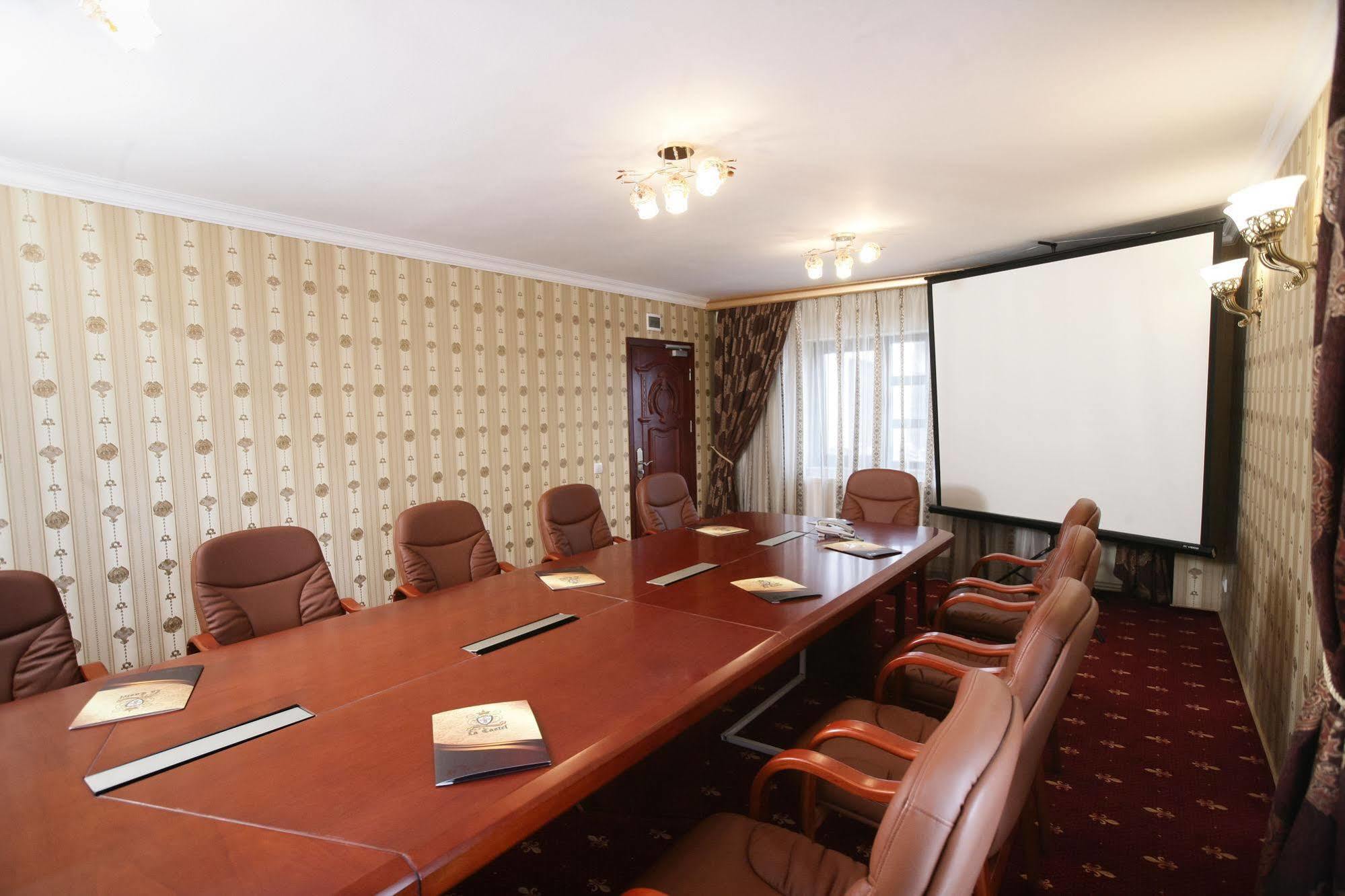 Hotel La Castel Jassy Zewnętrze zdjęcie